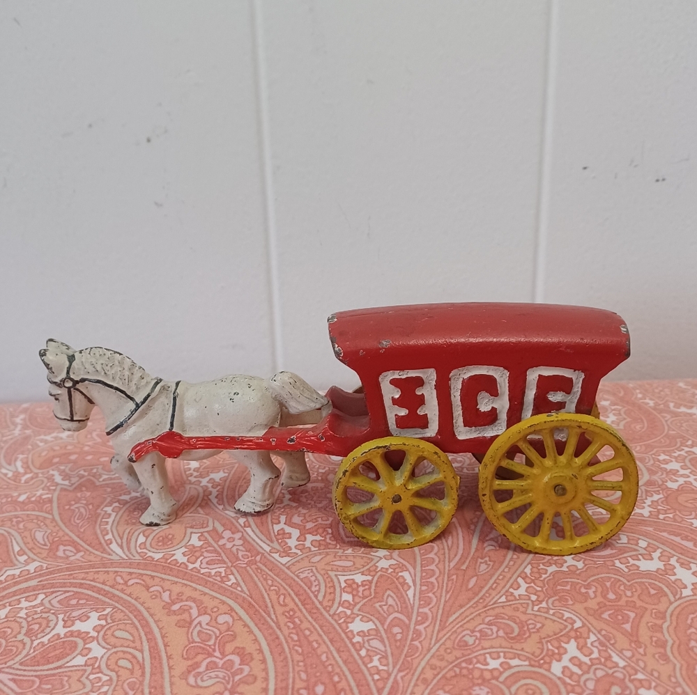 Cast Iron Horse And Wagon Toy - Picture 2 of 8